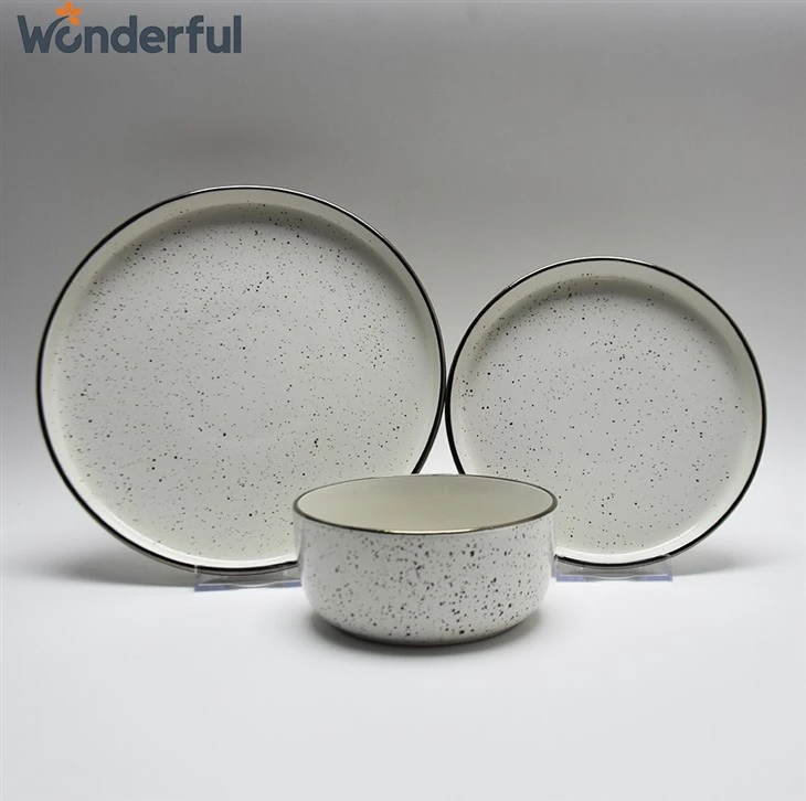 Bộ đồ ăn gốm - màu trắng lốm đốm với vành màu đen, đĩa tối giản hiện đại