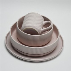 Pale Pink Embossed Tableware Pale Pink Embossed Tableware